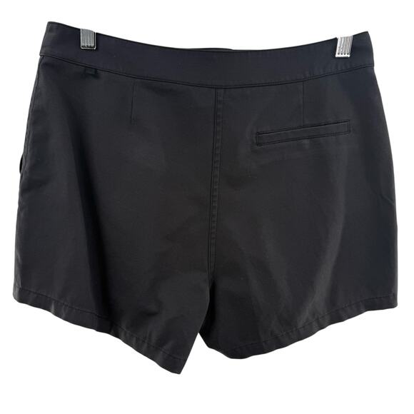 Lululemon This Instant Short Black Tailored Water Repellent Tech Shorts Size 6 - Picture 6 of 11